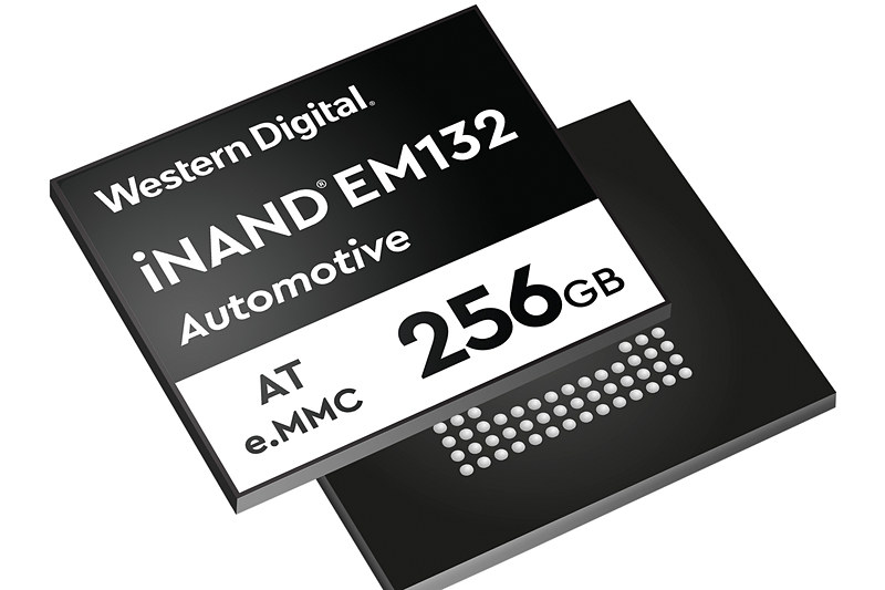 e.MMC 車載用組み込みフラッシュドライブ「iNAND AT EM132」