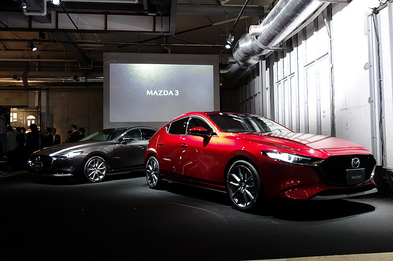 新型「MAZDA3」の開発秘話やデザインについての講演や、MAZDA3の試乗やクレイモデル造形体験などが行なわれる「サステイナブルZoom-Zoomフォーラム2019 in横浜」を6月22日～23日に開催