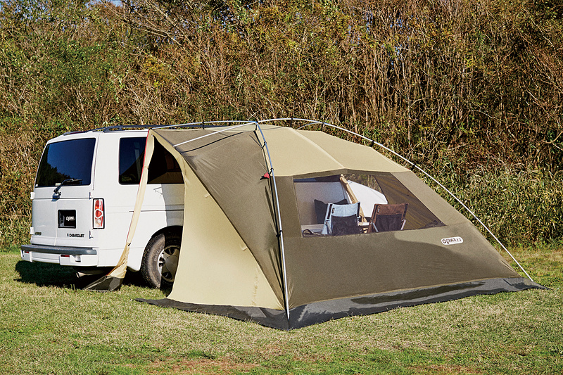 これはカーサイドリビングDXの製品イメージ。かなり大型で価格は4万9680円