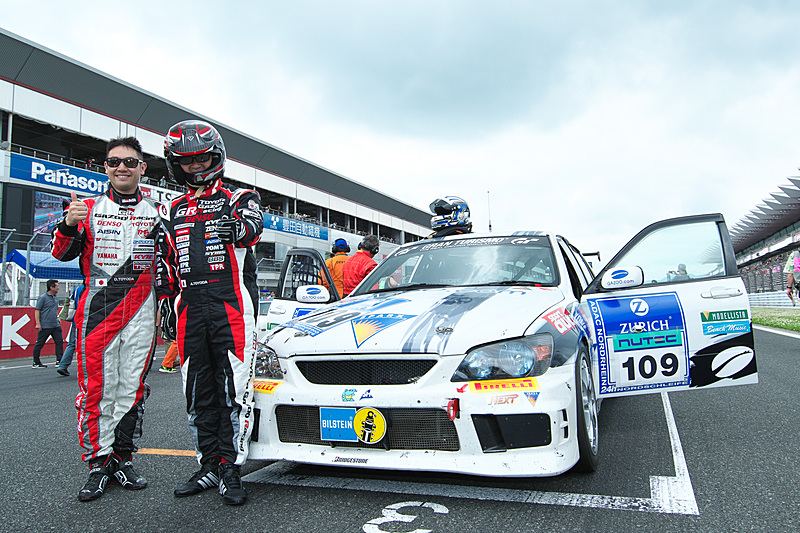 決勝レース当日の午前中には、2020年からのスタートを予定するクラシックカーレース「スーパー耐久ピレリクラシックチャレンジ」（S耐クラシック）のエキシビションレースも実施された