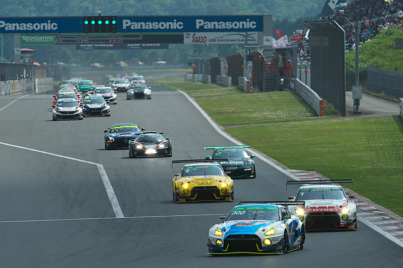 ピレリ スーパー耐久シリーズ 2019 第3戦 富士SUPER TEC 24時間レースのオープニングラップ