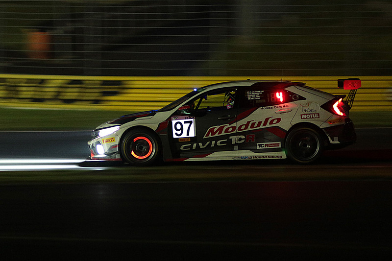 97号車「Modulo CIVIC」は修復不可能なトラブル発生でレースを終えた