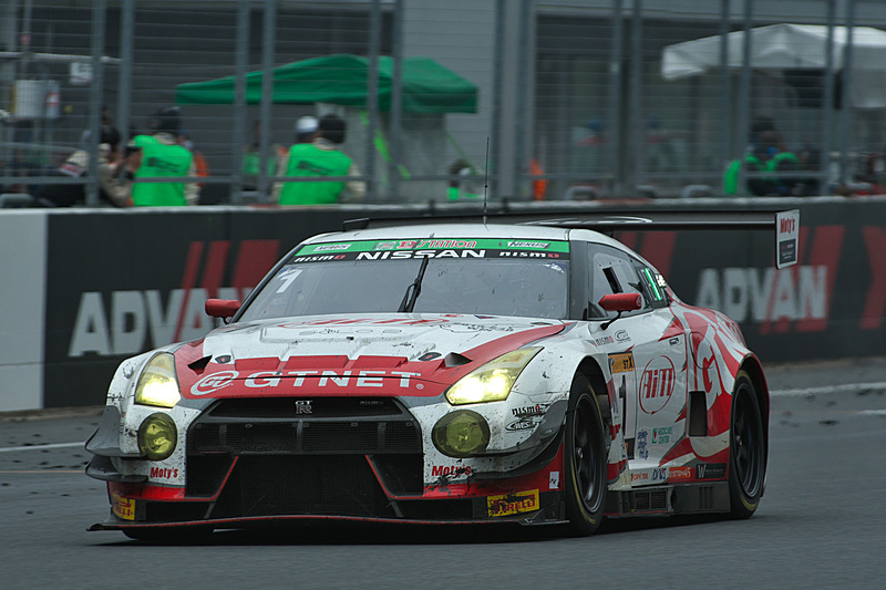 総合順位の上位3台はすべてST-Xクラス。1位の1号車