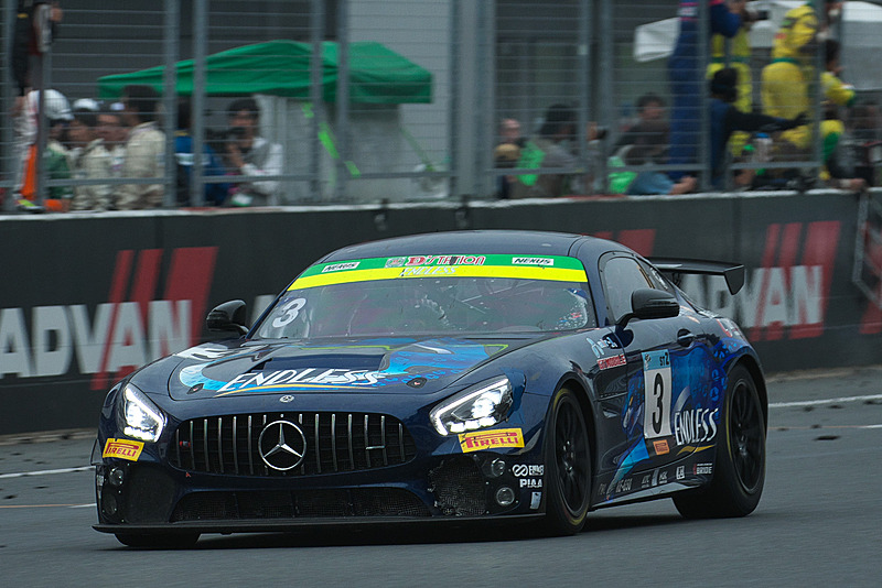 ST-Zクラストップの3号車「ENDLESS AMG GT4」