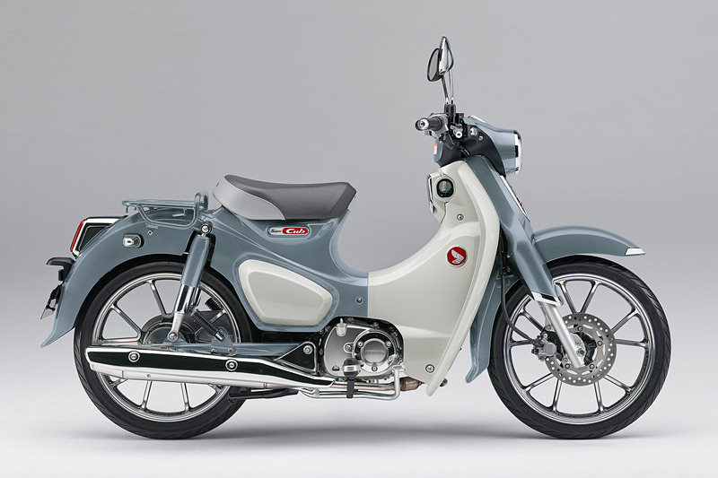 「スーパーカブ C125」に新色「パールカデットグレー」を追加