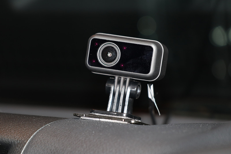 カメラの外周部分に夜間撮影用の赤外線LEDを設定。このカメラもJVCケンウッド製