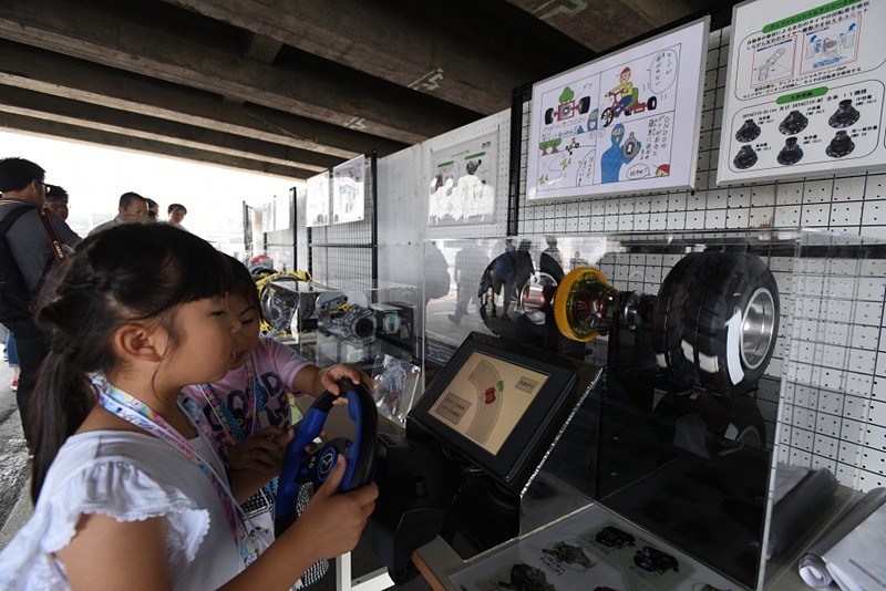 マツダに納入していてるサプライヤーのコーナーも内容が充実