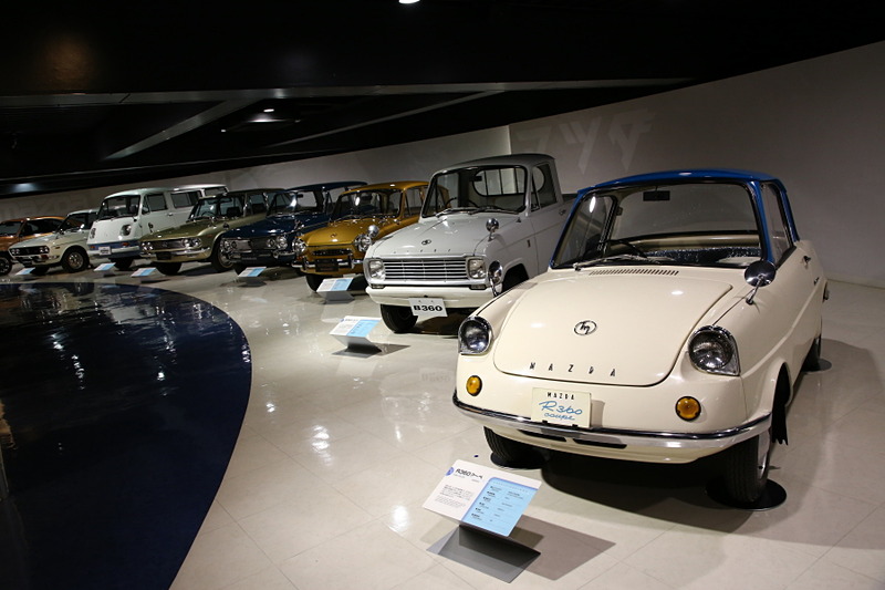 普段は予約制となるマツダミュージアム内も見学することができた。併設している混流ラインの工場も合わせて公開されていた