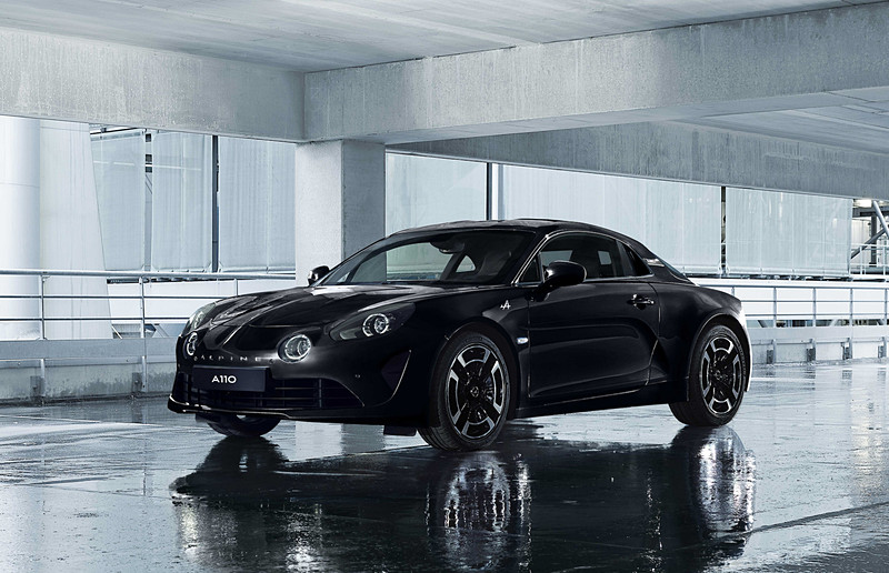 30台限定のアルピーヌ A110 ノワール。価格は829万円