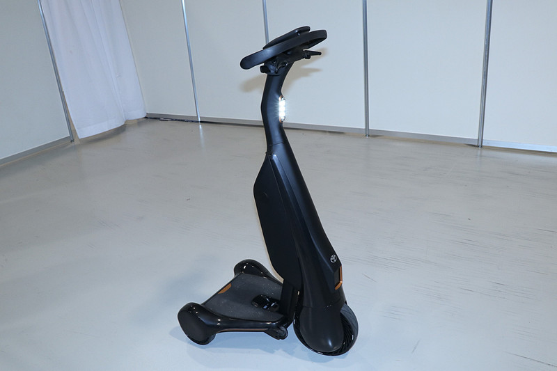 歩行領域EV・立ち乗りタイプは3輪タイプ