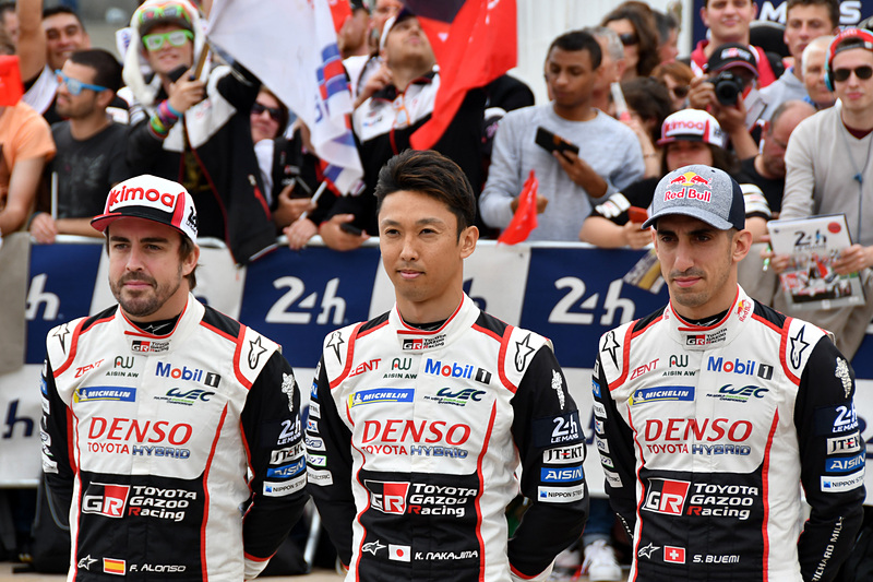 トヨタ TS050 HYBRID（LM P1）は7号車に小林可夢偉/マイク・コンウェイ/ホセ・マリア・ロペス組が、8号車に中嶋一貴/フェルナンド・アロンソ/セバスチャン・ブエミ組が乗る