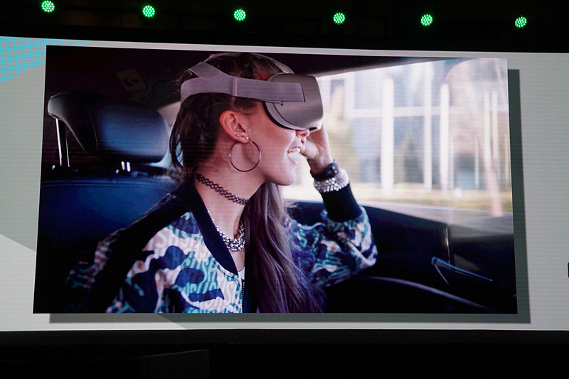 1月に開催された「CES」で発表された「holoride」はより分かりやすいイメージムービーが公開されそのコンセプトが示された