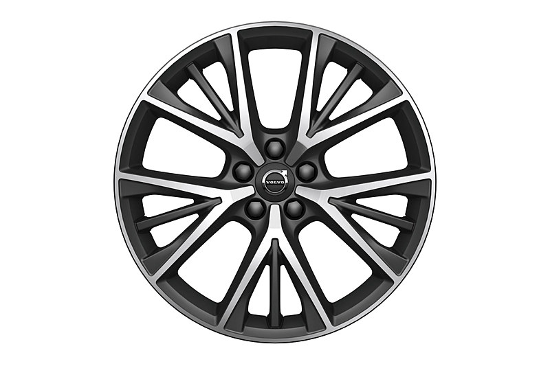 V90 D4 Nordic Editionに装着される19インチアルミホイール「5トリプルスポーク8.5J×19 ダイヤモンドカット/テックマットブラック」。タイヤサイズは255/40R19