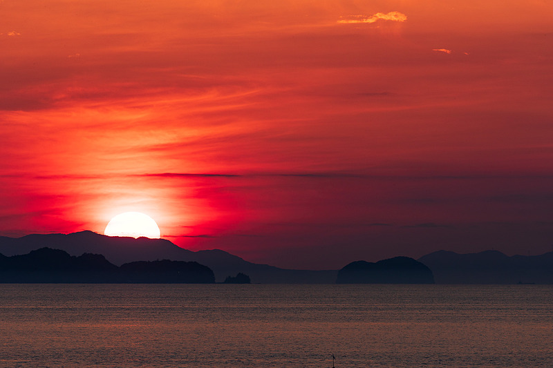 島々に沈んでいく夕日を眺めながら帰路についたのでした
