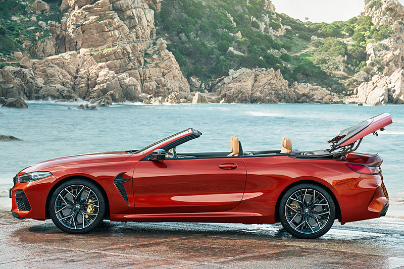 ソフトトップは15秒で開閉可能