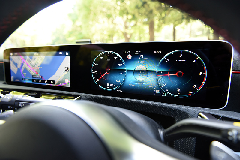 インテリアもA 180シリーズと同様の装備となる