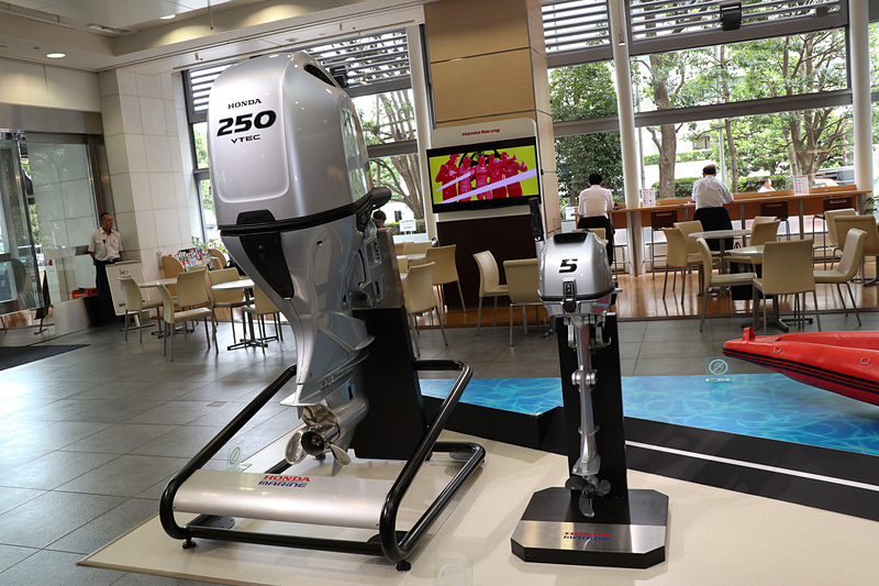 屋内展示されていたBF250は、2018年12月に一部改良して発売された、DBWではない「メカタイプ」の製品