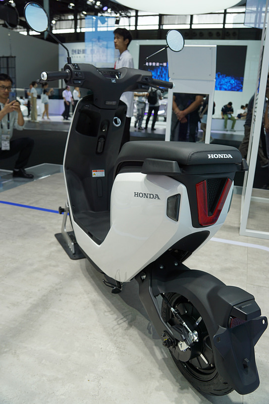 電動2輪車「V-GO」