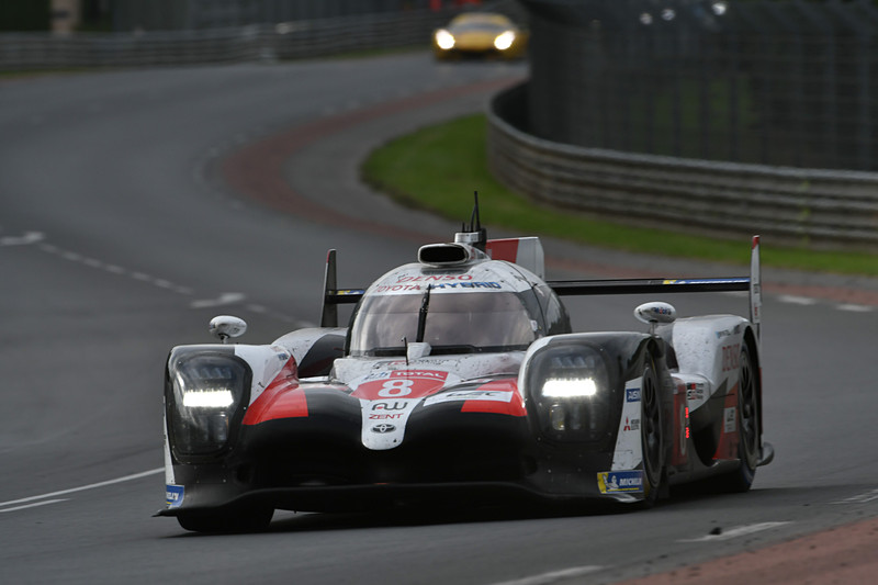 ル・マン24時間レースを優勝した8号車 Toyota TS050 HYBRID（セバスチャン・ブエミ/中嶋一貴/フェルナンド・アロンソ組、MI）
