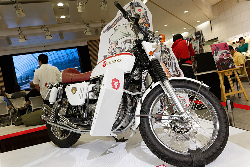 コミック「ワイルド7」とコラボしたCB750 FOUR