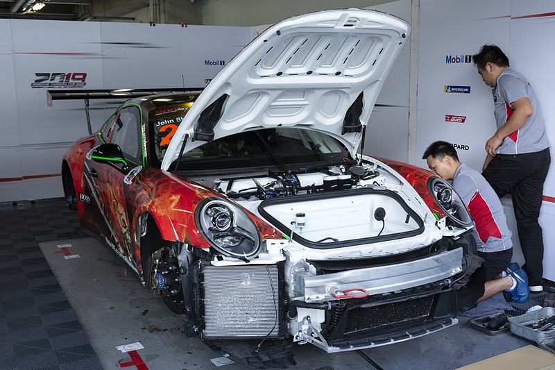 PCCAマシンを間近で見ることができた