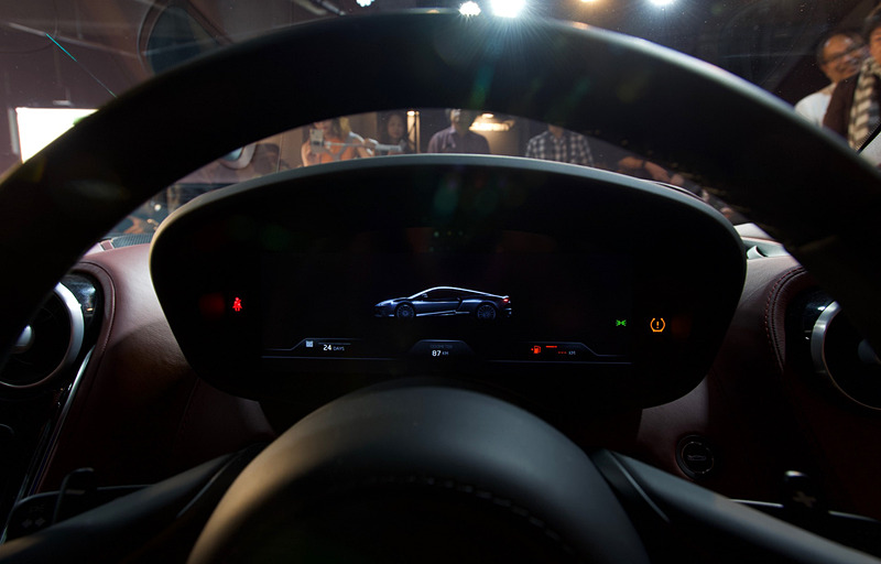 マクラーレン GTのインテリア