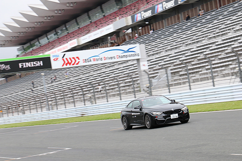 市販状態のBMW Mモデルだが、プロの運転でサーキット走行にも対応する高いポテンシャルを披露した