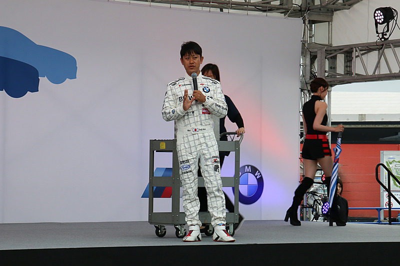 「ファンステージ」に荒聖治選手が登壇