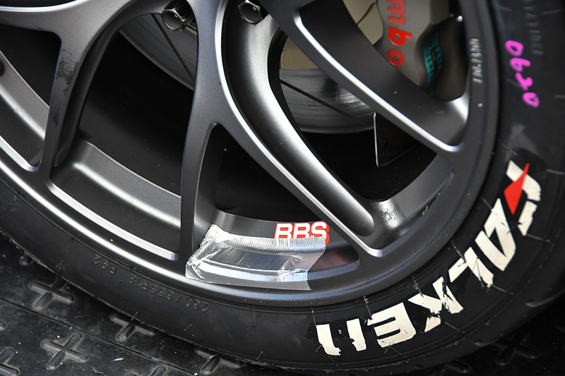 スバル＆STI側も、ホイールの材質やサスペンションジオメトリを変更して、タイヤの能力が最大限活かせるようアップデート