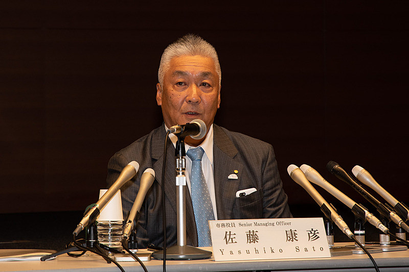 2018年11月に行なわれた記者会見で登壇したトヨタ自動車株式会社 専務役員 佐藤康彦氏