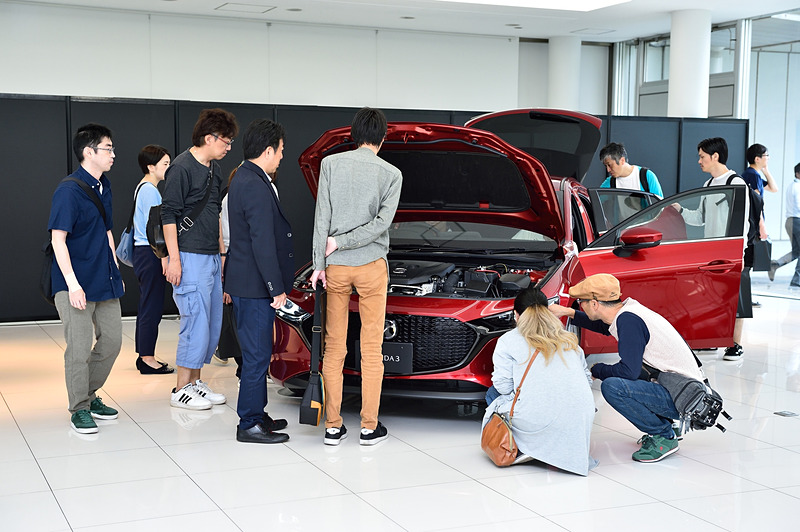 6月22日～23日に開催された「サステイナブルZoom-Zoomフォーラム2019 in横浜」。会場では新型「MAZDA3」も展示された