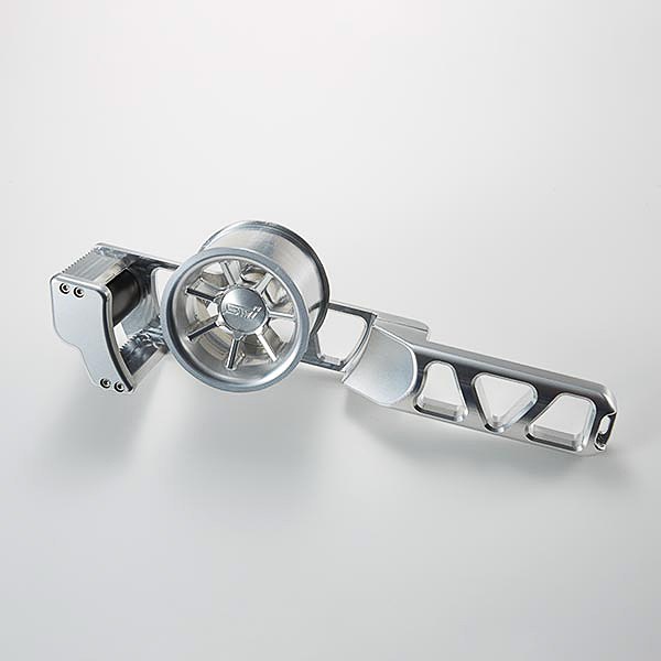 ジュラルミンから削り出したガムテディスペンサー