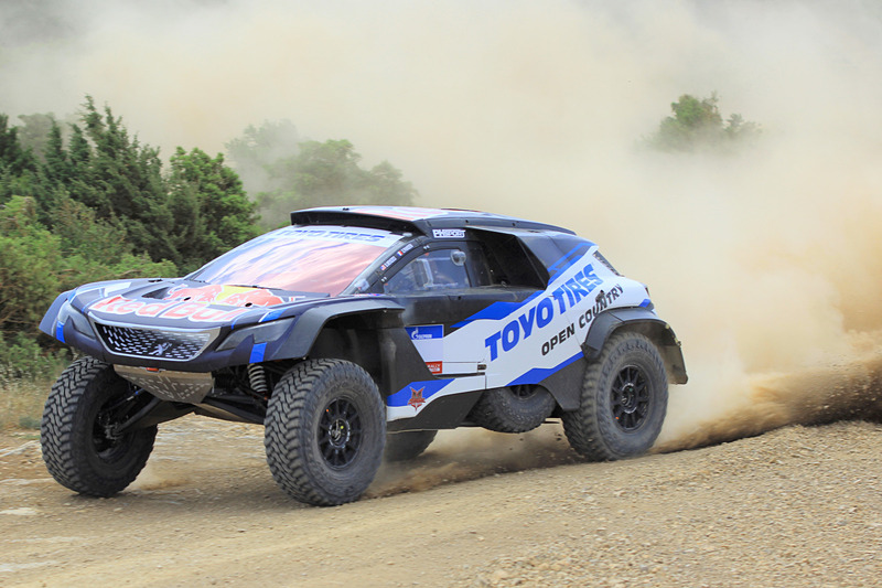 TOYO TIRE、「シルクウェイラリー2019」でブライス・メンジス選手をサポート