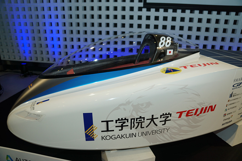 第5世代となる新型車両Eagleは、従来車両より低重心・安定化を果たし、質量は20％軽量化、空力は20％改善したという