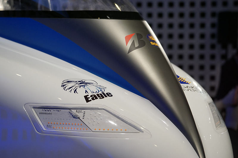 第5世代となる新型車両Eagleは、従来車両より低重心・安定化を果たし、質量は20％軽量化、空力は20％改善したという