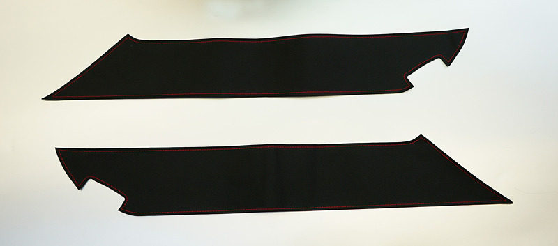 2ドアの86用は左右2ピースセットとなる