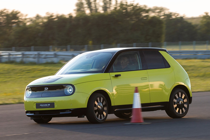 新型EV（電気自動車）「Honda e」プロトタイプ