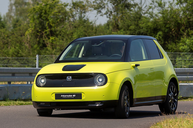 新型EV（電気自動車）「Honda e」プロトタイプ