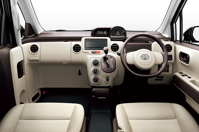 ポルテ Fのインテリア（内装色：フロマージュ）