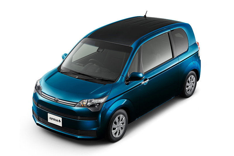 スペイド 特別仕様車 F“Noble collection”（ボディカラー：革調シボ付ルーフフィルム［ブラック］×ブラッキッシュアゲハガラスフレーク）