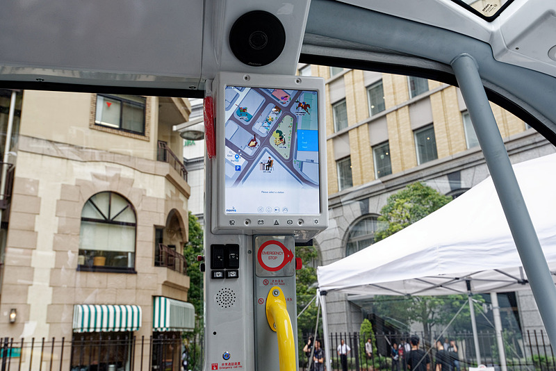 走行ルートとなるイタリア街のマップを表示しているモニター。運行に関わる操作もここで行なう