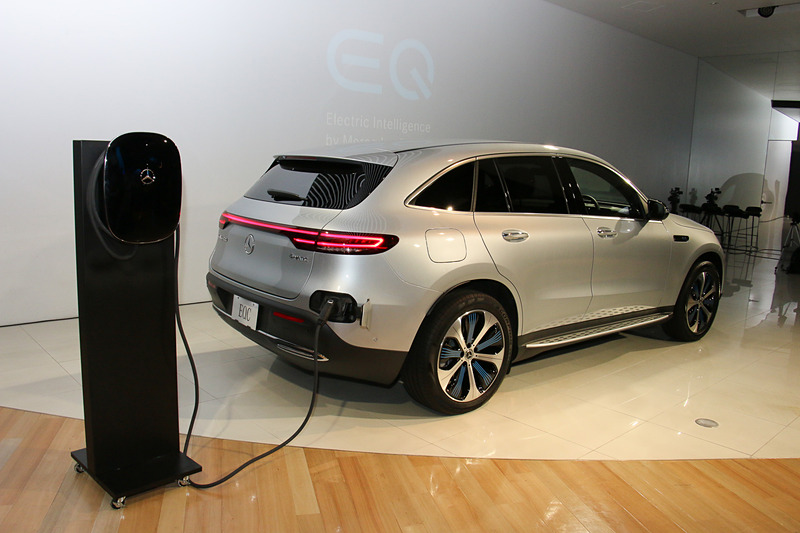 2020年春にデリバリーを予定する「EQC 400 4MATIC」（1080万円）