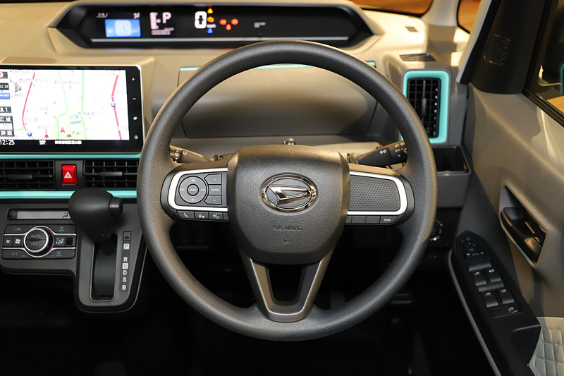 タント X（アイスグリーン）