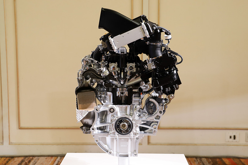 ターボエンジンのカットモデル