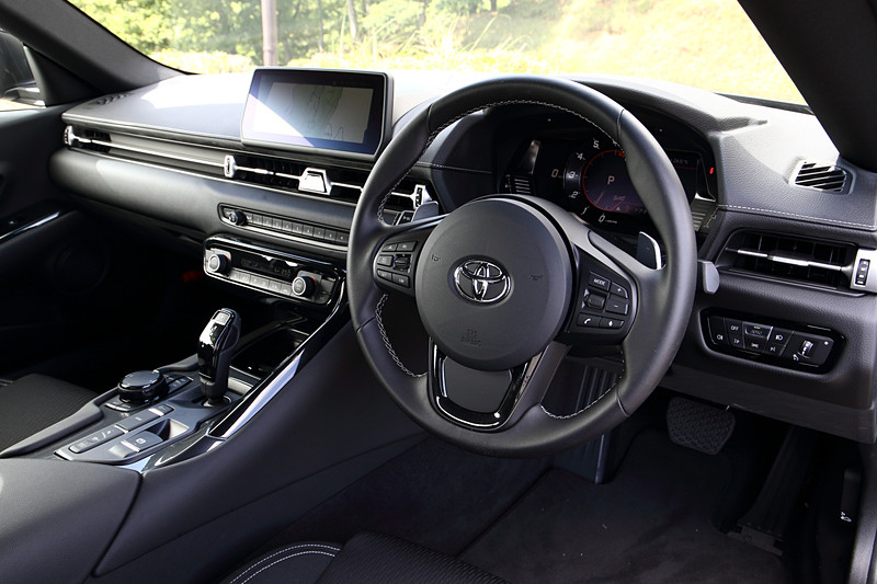 SZのシート表皮はファブリック