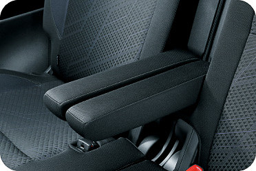 後席センターアームレスト