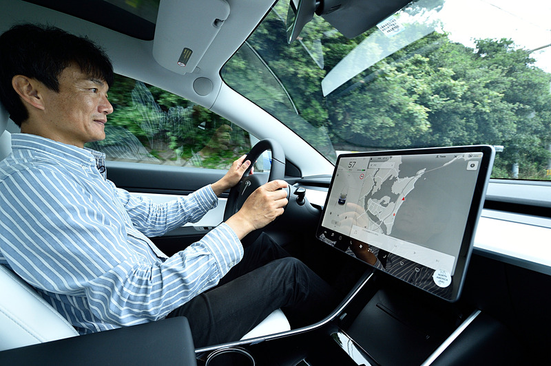 低重心で高剛性。ハンドリングのよさもかなりのもの