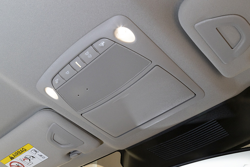 マップランプ付のオーバーヘッドコンソール