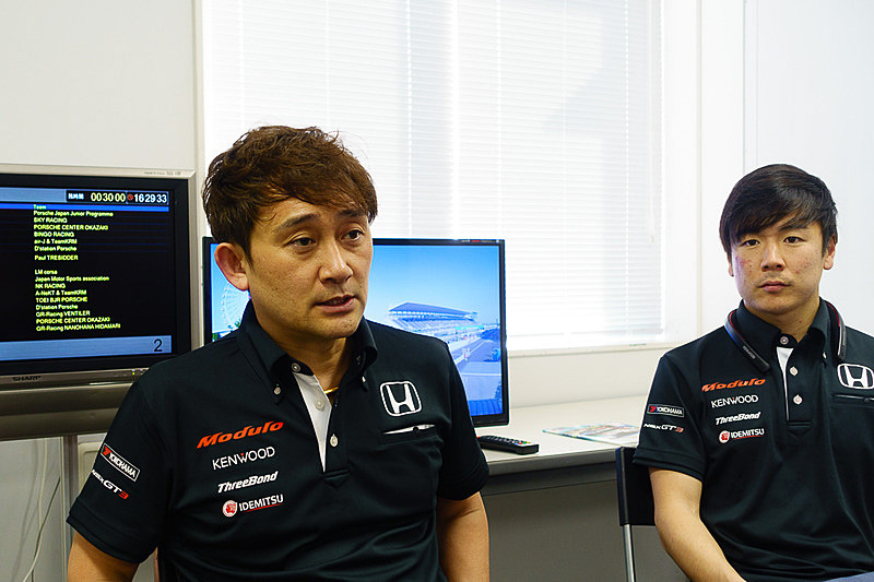 GT300参戦中の道上龍選手はチームメイトの大津弘樹選手と共にNSXで参戦