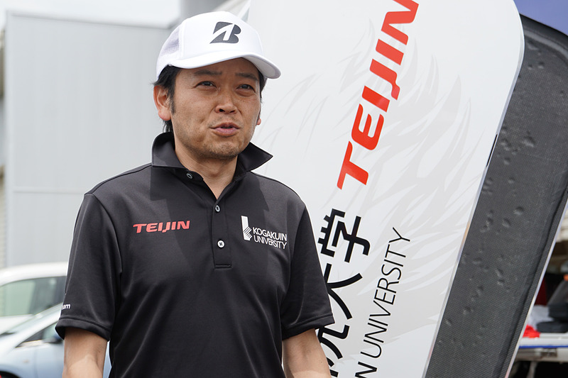 チーム監督の濱根洋人氏